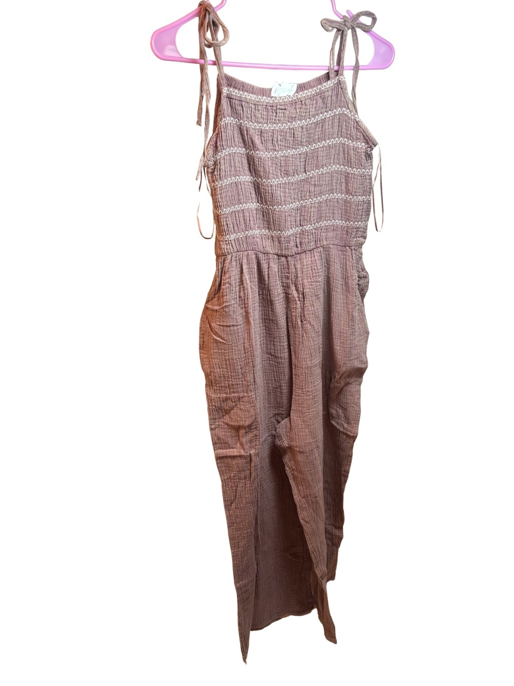 Noflik Smocked Tie-Shoulder Boho Mauve Jumpsuit size Medium NWT